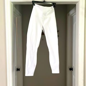 White,Xs Fabletics leggings never worn